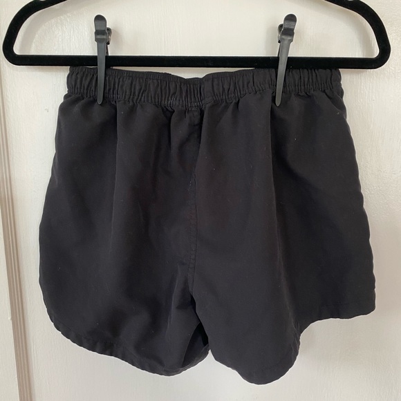 The North Face women’s shorts - Picture 3 of 3